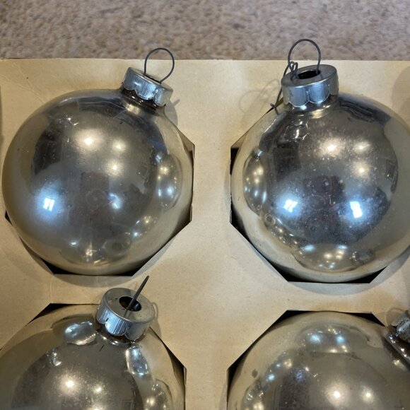 Vintage Essex Franke Silver Glass Christmas Tree Ornaments Set of 12 USA 60s - Picture 2 of 10